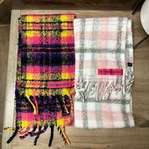 Set of 2 Victoria’s Secret Chunky Plaid Scarf
